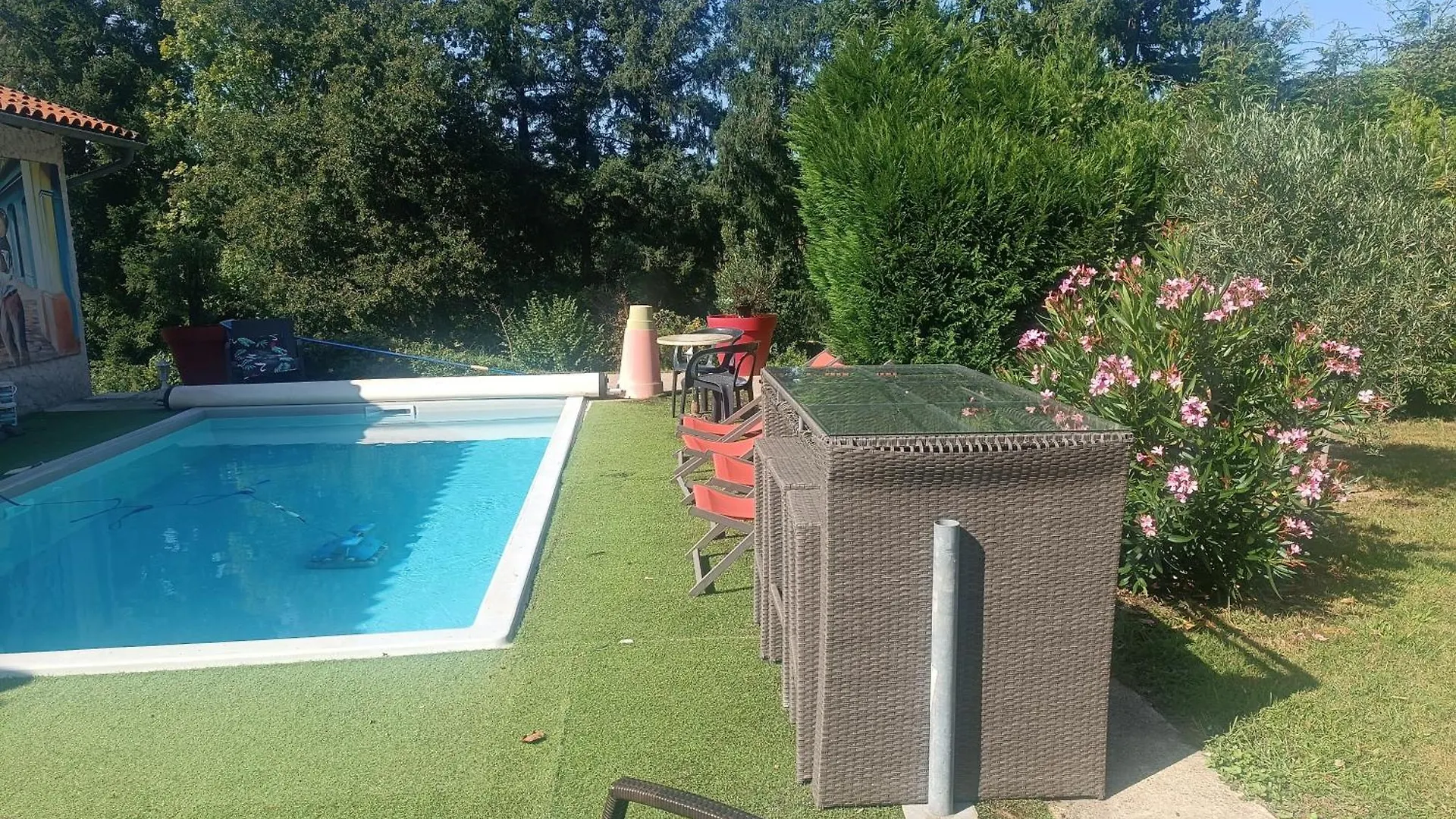 Villa Provencale Avec Spa Piscine Privee Ris  0*, Ris (Puy-de-Dome) France